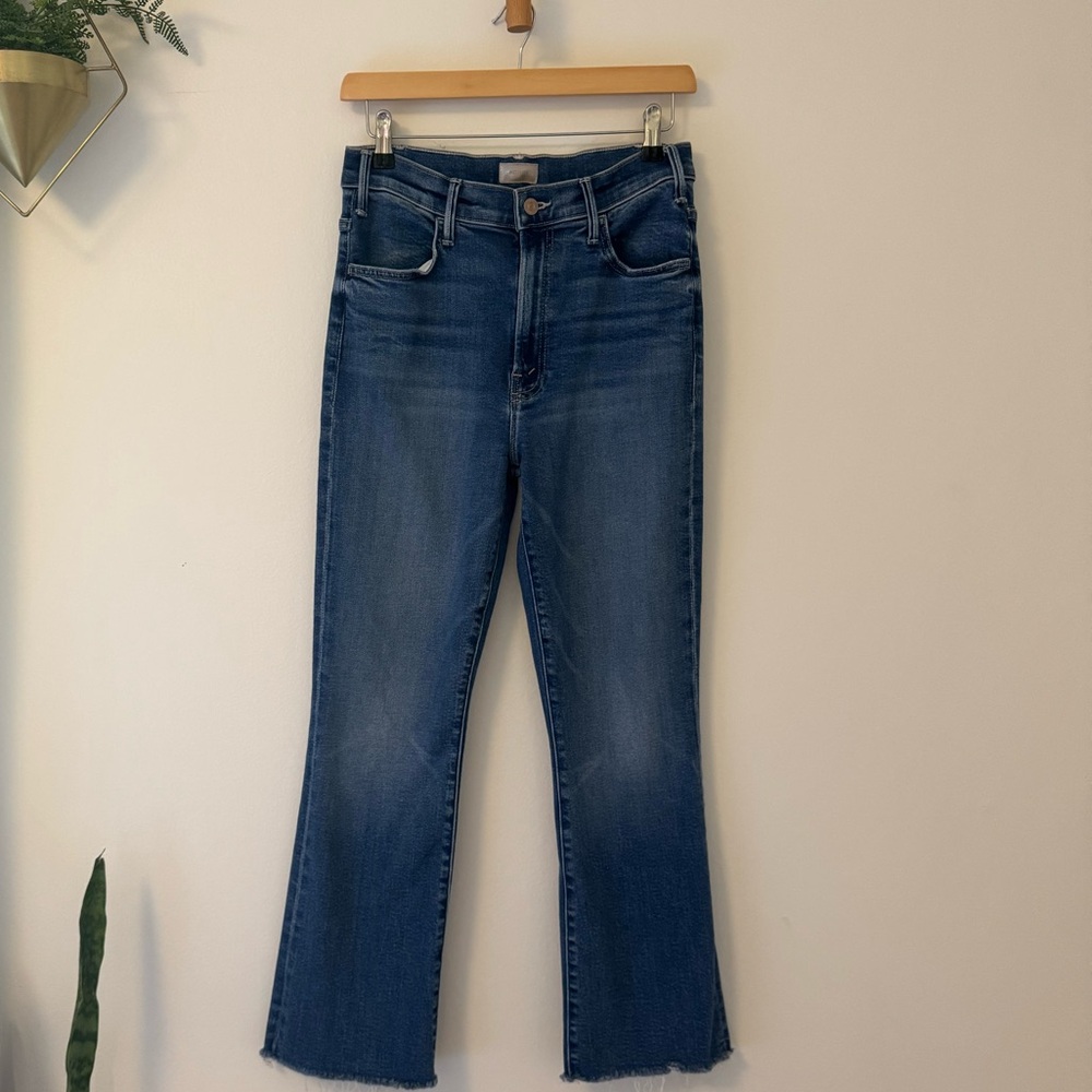 MOTHER Classic Denim Jeans 
The Hustler Ankle Jean Size 28